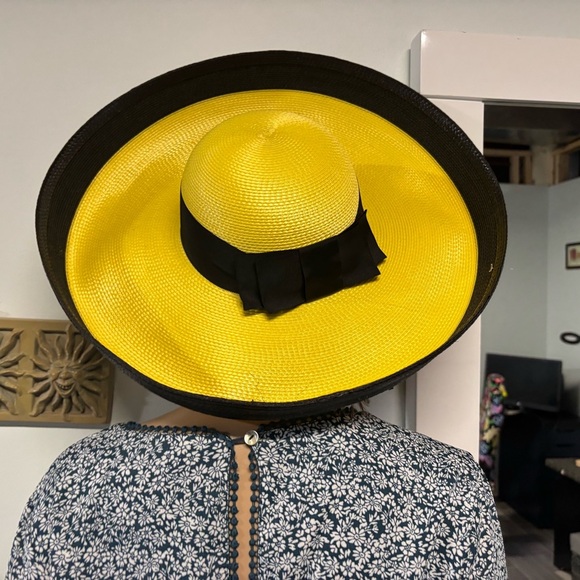 70’s Vintage ❤️Edette New York Elegant Yellow and Black Wide-Brim Hat - Picture 2 of 7